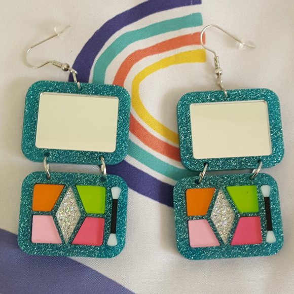 big blue acrylic glitter resin rainbow eyeshadow palette shaped mirror earrings - Picture 1 of 3